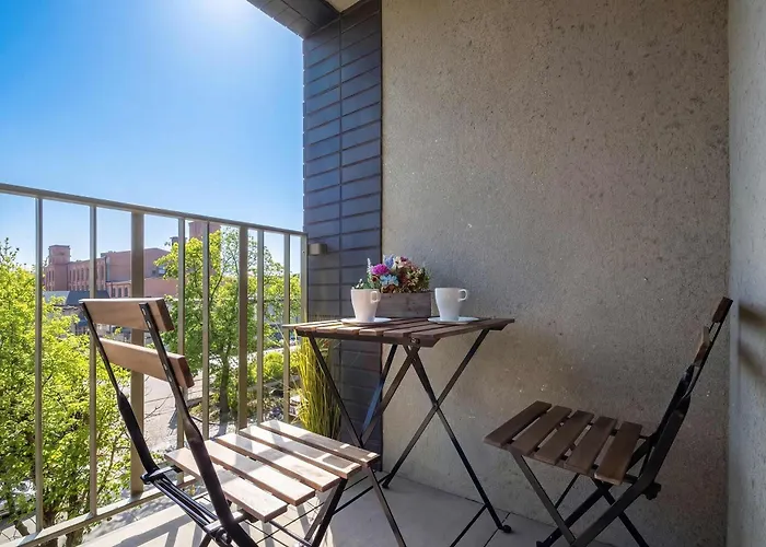 Jasny Z Parkingiem Oraz Balkonem W Lodzi By Renters Lejlighed *