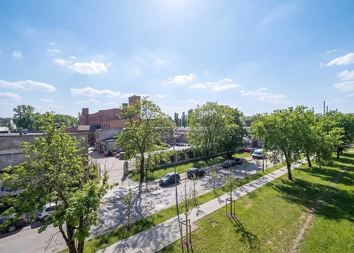 Jasny Z Parkingiem Oraz Balkonem W Lodzi By Renters Lejlighed